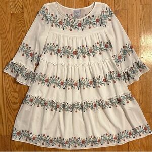 Vivi By Violet Weekend Sz S 3/4 Bell Sleeve Floral Ruffle White Boho Dress women